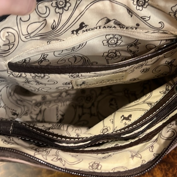 Genuine leather shoulder bag with gun compartment; never been used - Picture 2 of 4